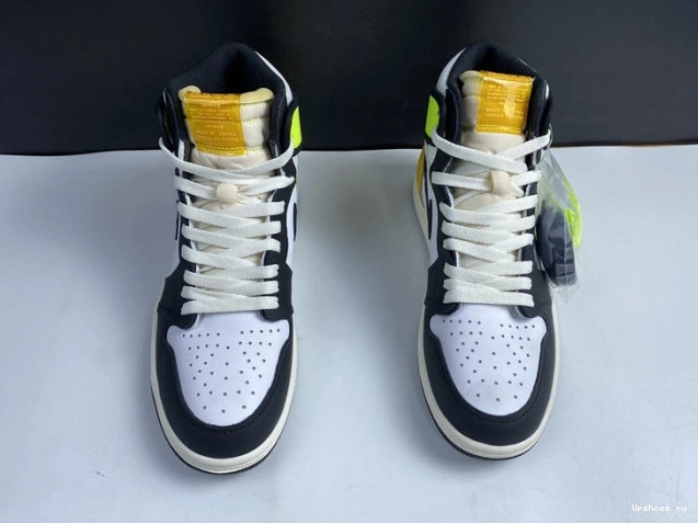 555088-118 1 Gold' High Air 'Volt Retro  OG Jordan 0210